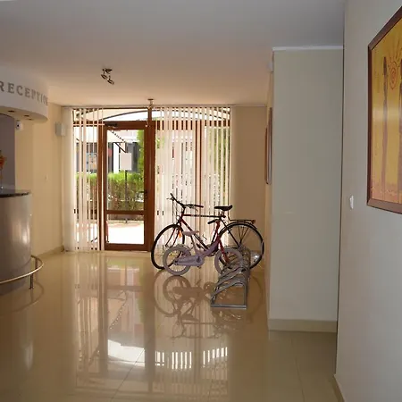 Bratanov Lina Apartament *